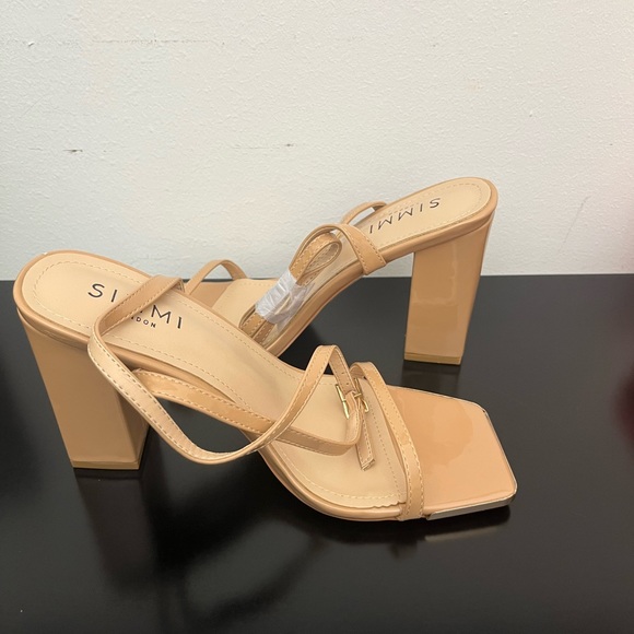 ASOS women's sandals  Wide Fit block heel Pin-buckle ankle strap Open toe - Picture 10 of 14